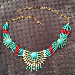 Statement necklace